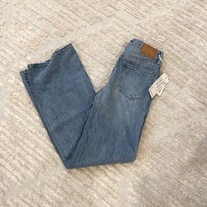 Aritzia Wide Legged Jeans